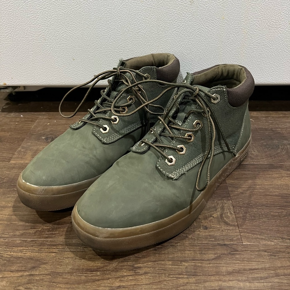 Green chukka boot